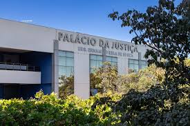 Justiça determina que plano de saúde custeie tratamento oncológico em hospital especializado